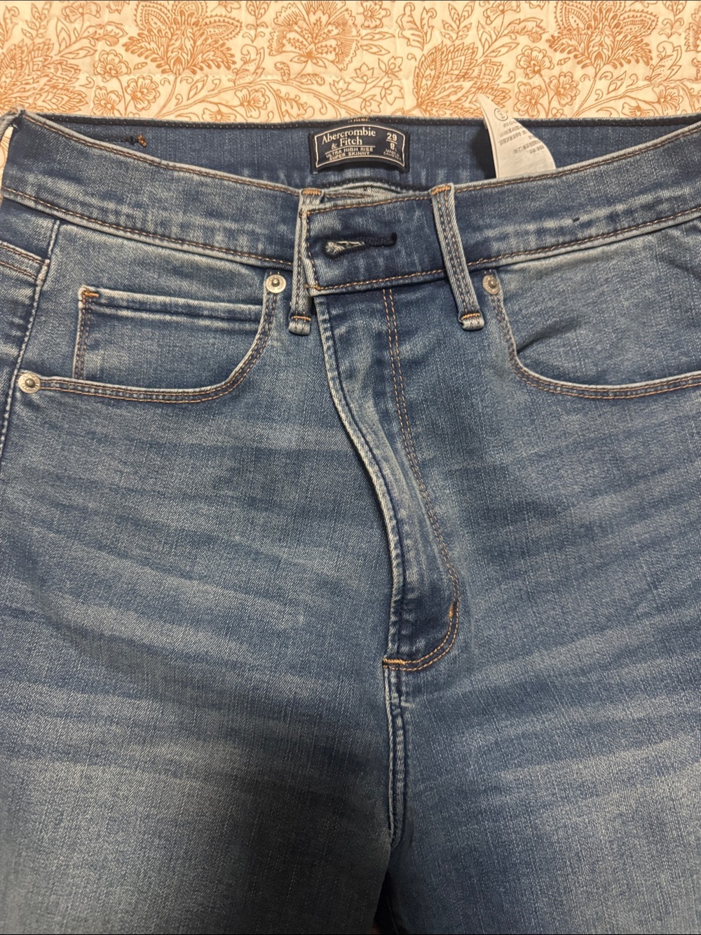 Abercrombie & Fitch Faded Blue Mid-Rise Jeans